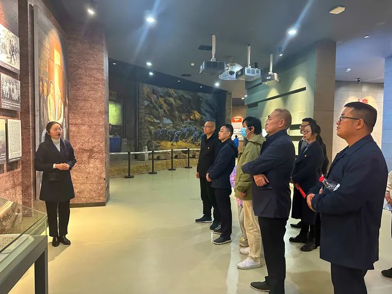 1701431780822976.jpg 640.jpg